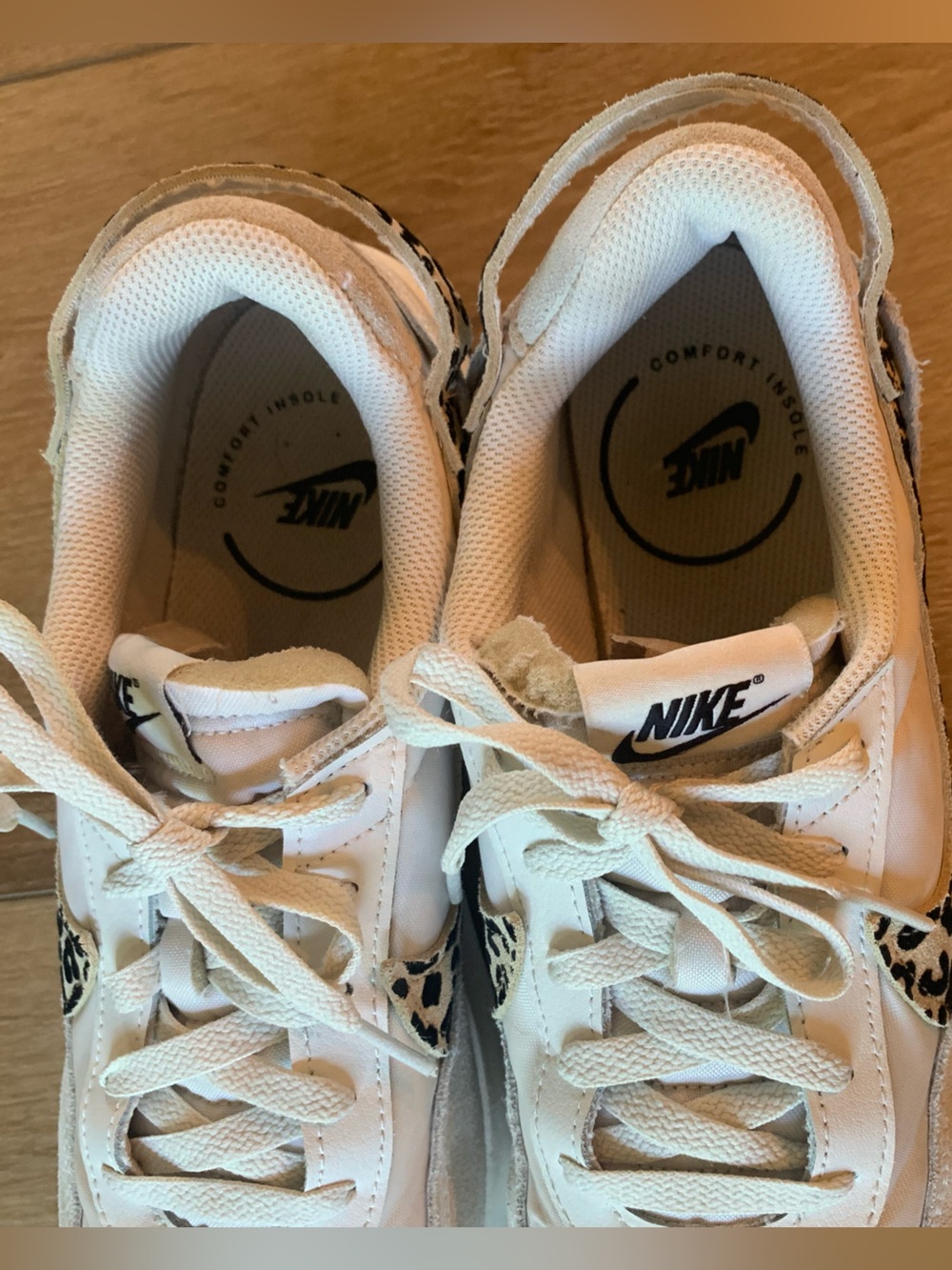 Nike Waffle Debut Sneakers White with Leopard Accent - Picture 3 of 7